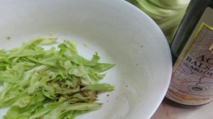 Салат с фаршированными яйцами