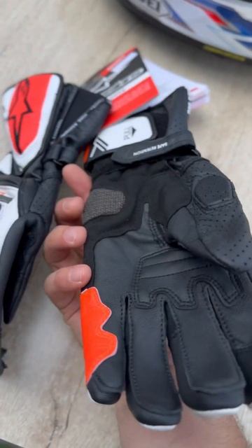 Nuevos Guantes Alpinestars sp-8🔥pista✌️ #deportiva #ducati #honda #supersport #ktm #moto #motorrad смотреть онлайн