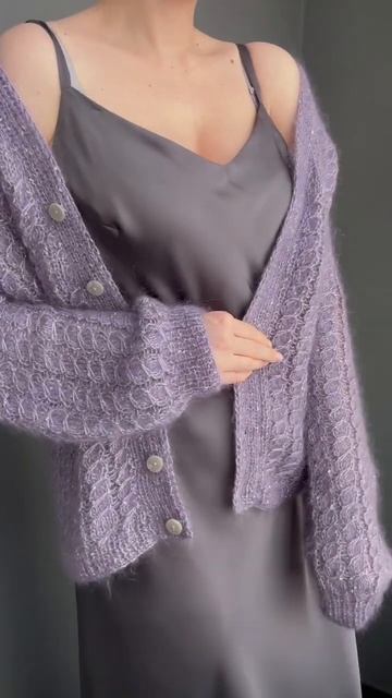 Вязаный кардиган  Кардиган спицами  Кардиган с косами  В наличии