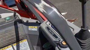 Комбайн зерноуборочный Kubota SR195s
