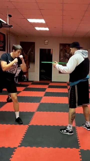 ТЕХНИКА ПОД ВЫСОКОГО СОПЕРНИКА | THE TECHNIQUE OF A HIGH OPPONENT смотреть онлайн