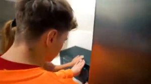 ИГРА В БУТЫЛОЧКУ *НА ПОЦЕЛУИ* ЧЕЛЛЕНДЖ!!!