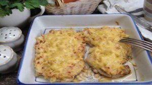 Филе индейки под яблочно-сырной корочкой