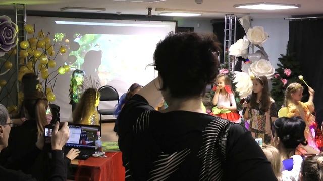 "Радужные феи", фрагмент (Театр вокальной музыки "Звёздный", 18.12.19) смотреть онлайн