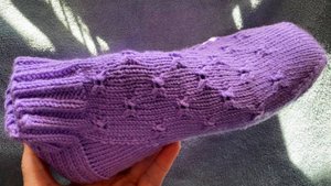 СЛЕДКИ ЗА ДВА ФИЛЬМА НА ТРЕХ СПИЦАХ. УЗОР.