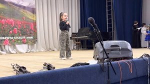 Битиева Анна (4 года) - Встанем (Шаман)