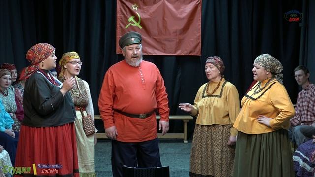 Я ночь по рощице гуляла