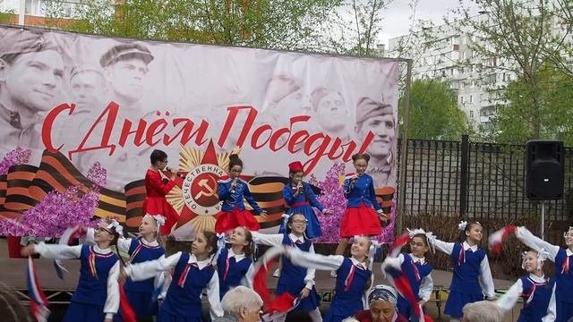 Группа Очечи - Широка страна моя родная
