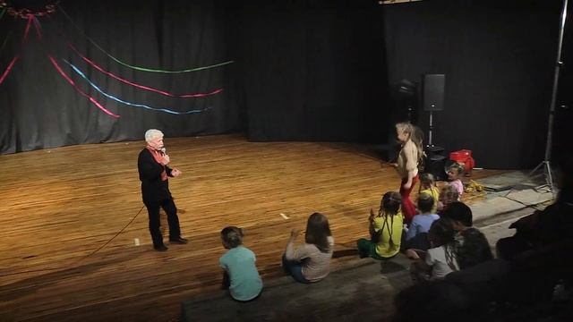 Концерт ансамблю "Нью-Анс", присвячений Дню Києва, травень 2017