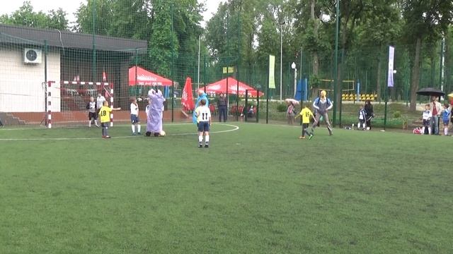 15,06 Металлист - Первая столица 2 тайм смотреть онлайн