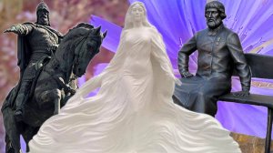 Нейросеть оживила памятники и статуи