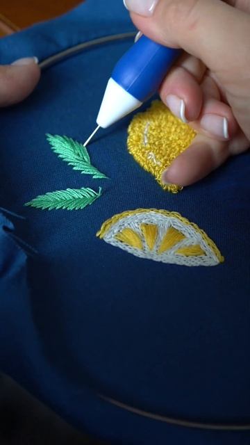 Blue #punchneedle fabric 🍋 #ковроваявышивка #craft #diy #handmade #embroidery  #pillow #rughooking
