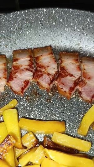 Очень сытный перекус.