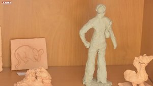Скульптуры из глины в ДШИ №1.