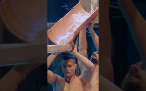 Холодная вода спровоцировала судороги