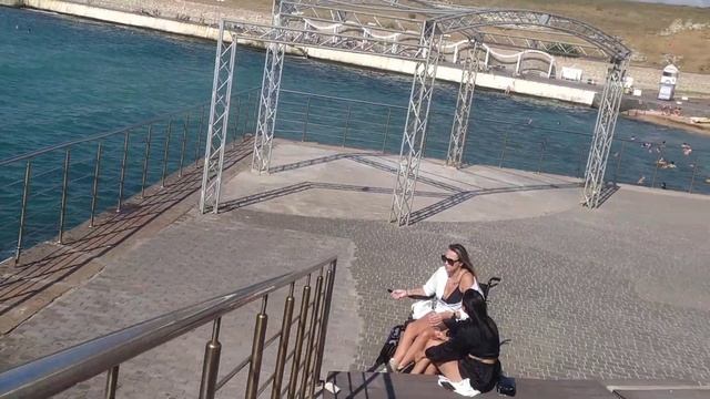 Пляж Солнечный. Севастополь.5.08.24 смотреть онлайн