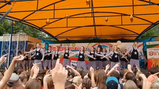Фестиваль лагерей "Из лета в лето" открытие, парк