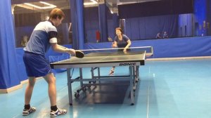 Настольный теннис. Топ-спин справа по подрезке.