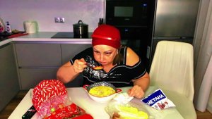 Мукбанг, чечевичный суп Не тот, что варили ПиратыЯ тушёнку в холодную воду не кидаю