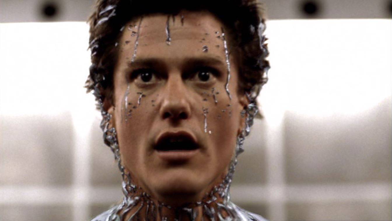 Сериал Человек-невидимка - 2 сезон 22 серия / The Invisible Man смотреть онлайн