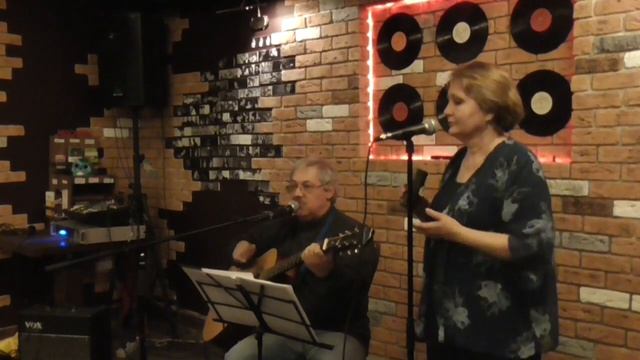 AMbar -  Виталий и Елена Новиковы -  Ванюша