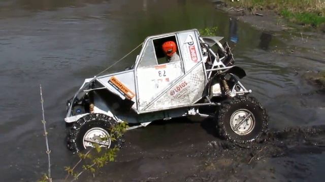 Жёсткое ПРЕОДОЛЕНИЕ ГРЯЗИ! смотреть онлайн