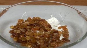 Лаваш с творогом и изюмом