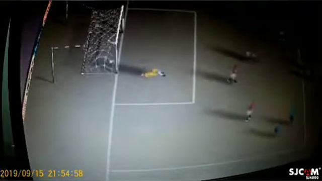 Роналду против Бейла , На ЖЕСТКОЕ НАКАЗАНИЕ смотреть онлайн