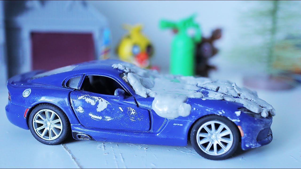 Видео с игрушечными машинками. Проказники в городе. Автомойка смотреть онлайн