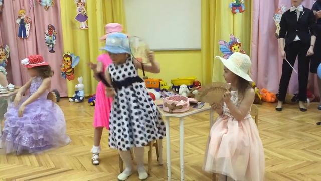 28.04.2016 Приличная Дама))) смотреть онлайн