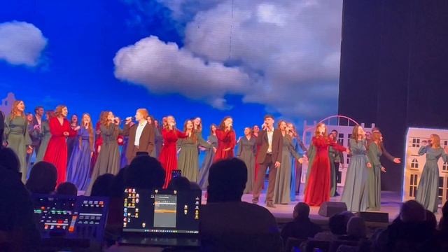 «Пусть миром правит  любовь» отделение эстрадного пения ТГККИ смотреть онлайн