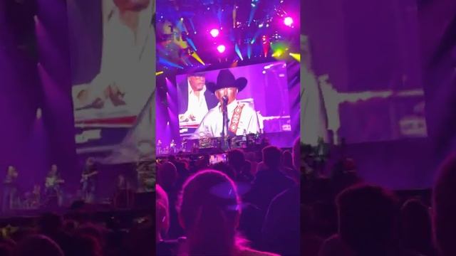 George Strait-Atlanta,GA/ALT Live from Mercedes Benz Stadium смотреть онлайн