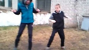 Танцуем крабика