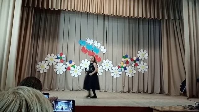 Странная мелодия, странные слова