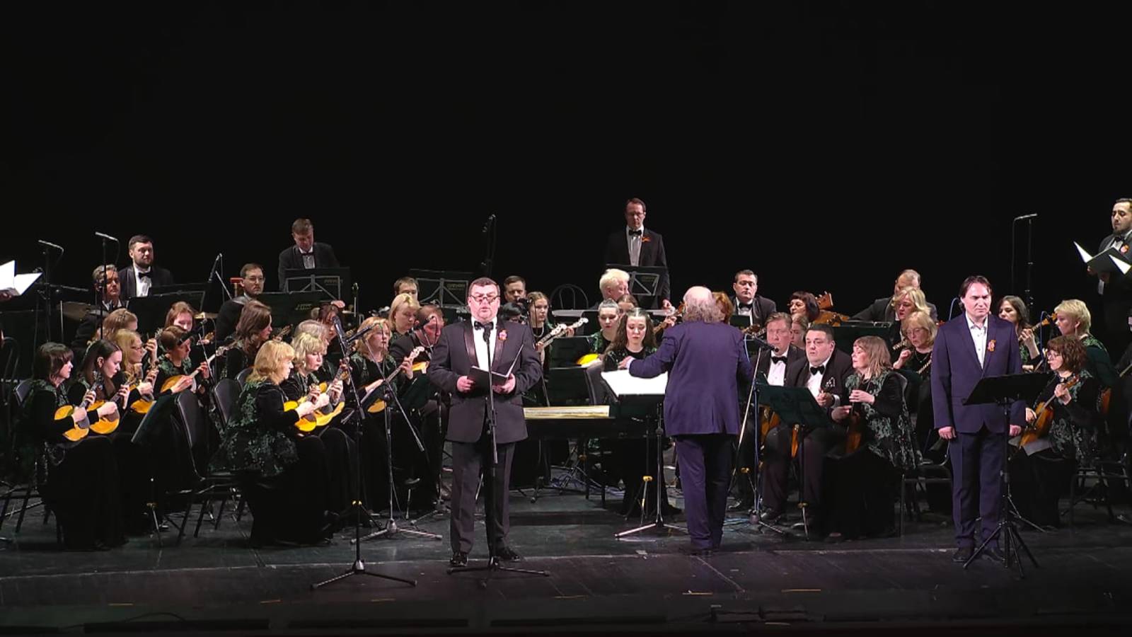 В Челябинске прозвучали «Песни Великой Победы» смотреть онлайн