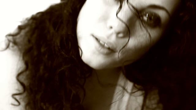 Оригинальная фотосъёмка и слайд-шоу. Интересная музыка. смотреть онлайн