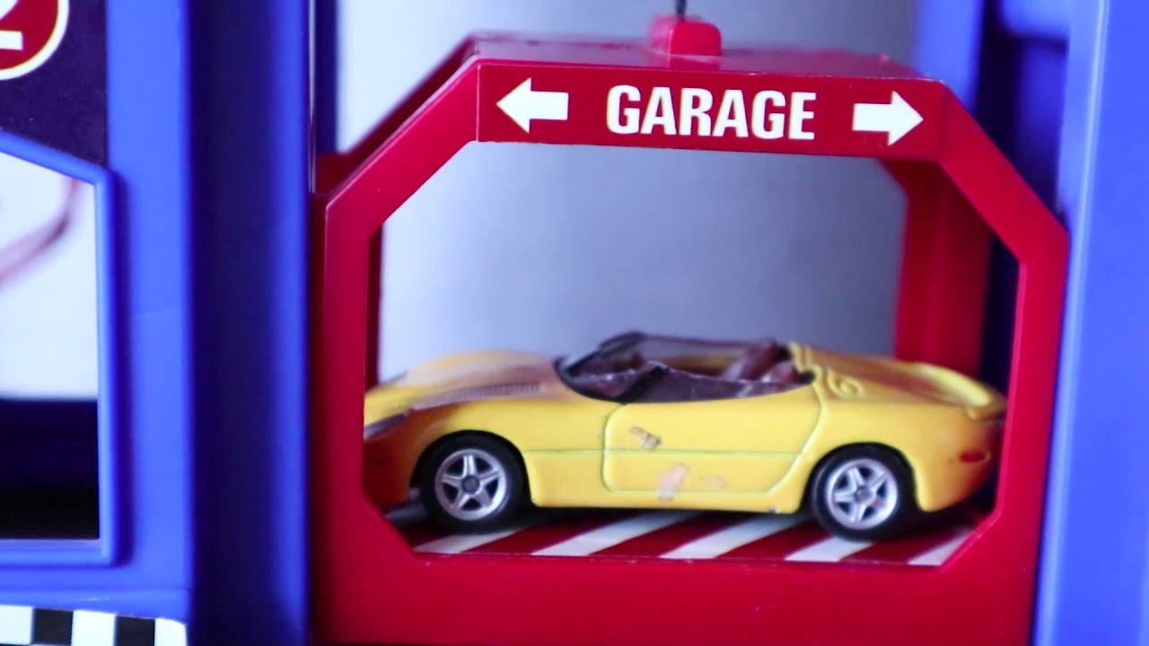 Мультик про машинки. Парковка для игрушечных машинок. Видео для детей смотреть онлайн