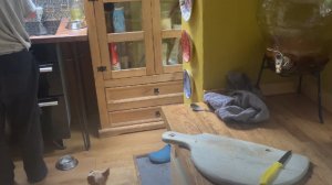 172. Мое рабочее место, абсолютное непослушание, Джонатан готовит.