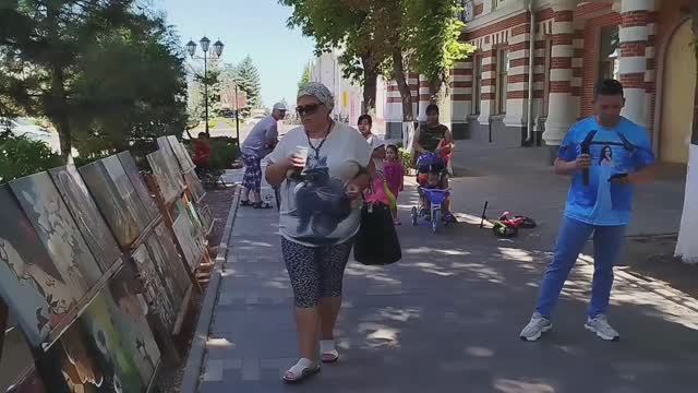 Петровский бульвар, Азов