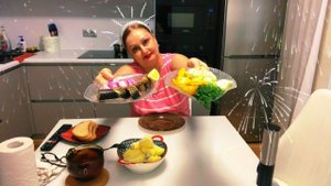 Мукбанг ДеревенскийСкумбрияКартошечка отварная с укропчикомОвощная нарезкаЛучок ялтинскийХлеб