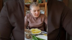 Мукбанг. Килечка с картошкой, зеленый лучок😋
