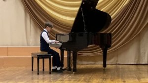 Богоедов Артем, 10 лет, И.С.Бах. Прелюдия, C №1 из цикла "Шесть маленьких прелюдий"