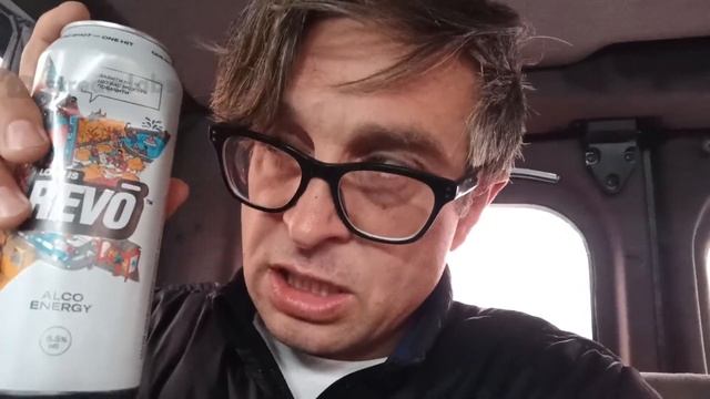 С СУМКОЙ REVŌ НАПЕРЕВЕС БРАВЫЙ БУХКОИН МЧИТСЯ НА ВДНХ НА ЛИЧНОМ МАРШРУТНОМ ТАКСИ НА СТРЕЛКУ С БАНКО