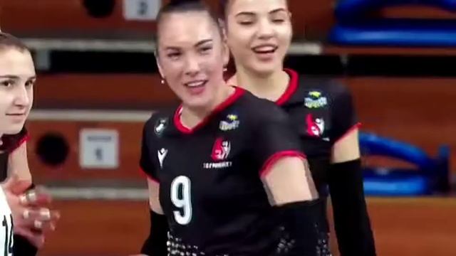 Юлия Герасимова VS Мальчик Yulia Gerasymova vs Miami boy volleyball Star Funny Short. 😂😂 смотреть онлайн