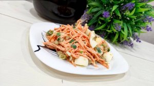Салат с морковью горошком и яйцом. Морковный салат. Рецепт салата.
