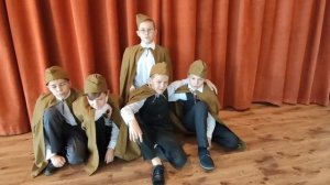 ТЫ ЖДЁШЬ, ЛИЗАВЕТА (г.Вологда, школа №33, 4В класс)