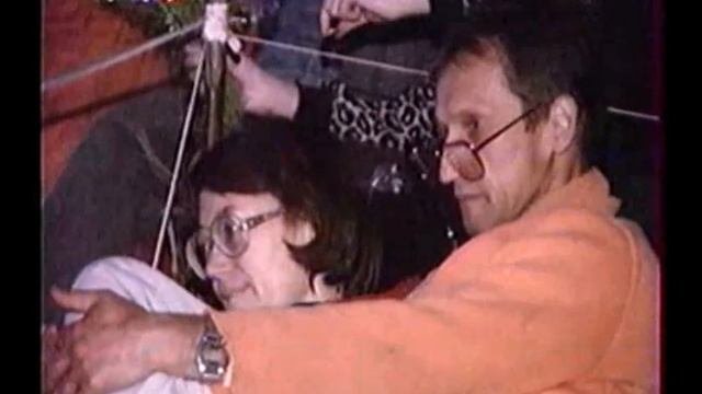 Ю.Панюшкин и С.Анцинов - А в сентябре... (Грушинский фестиваль 2000)