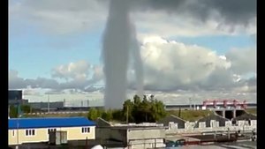 Смерч в городе Сургут