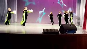 Танец с планшетами