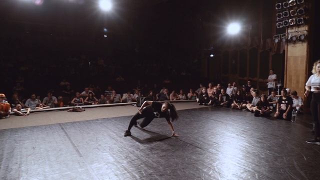 Dance It Out Championship 2017: Dancehall +15 Battle - Dici vs Alexa vs Anais (Final) смотреть онлайн